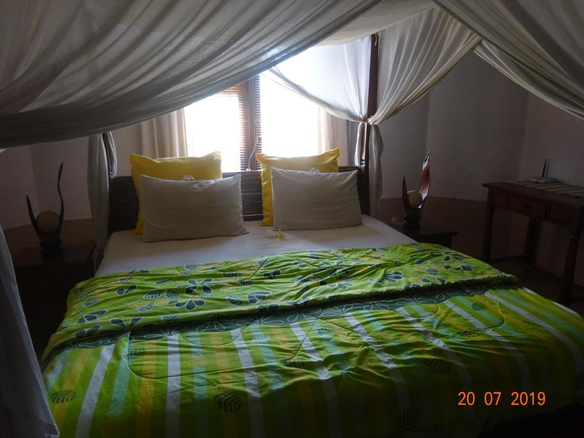 Villa Murni Lovina Екстериор снимка